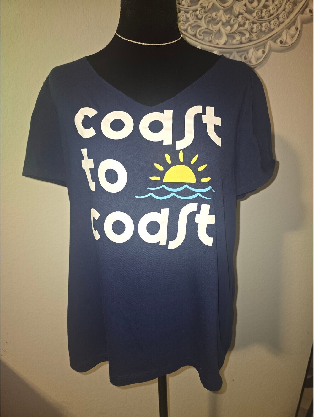 St. John's Bay Coast to Coast Graphic T-Shirt Large Navy Blue